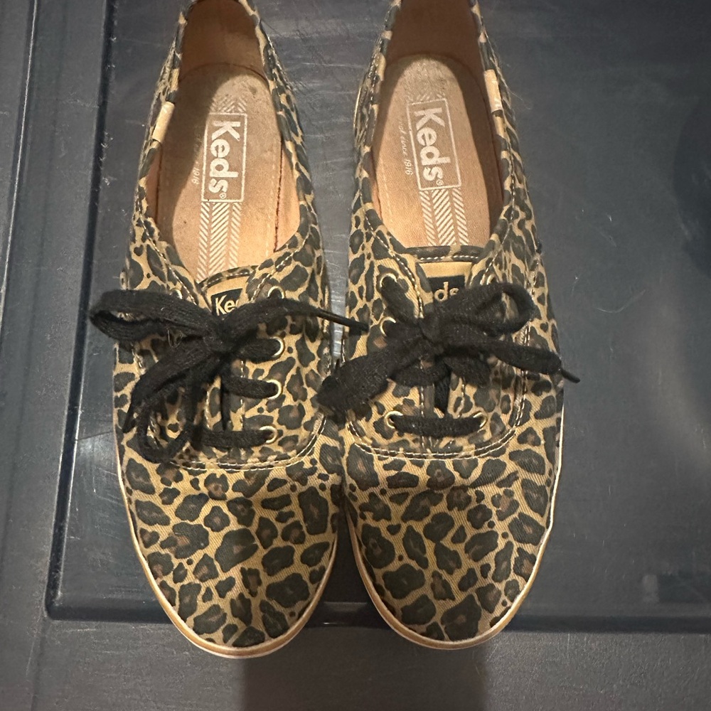 Keds Black and Tan Leopard Print Sneakers